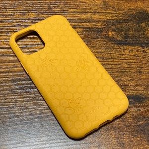 Pela case iPhone 11 Pro case Honey Bee Yellow Hive Honeycomb PELACASE